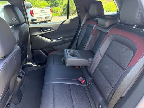 New 2026 Chevrolet Equinox RS w/ Convenience Package III FWD image 25