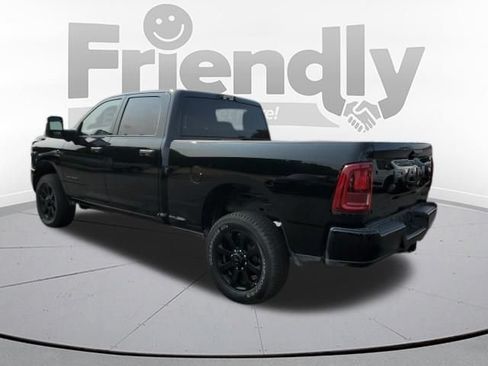 Used 2025 RAM 2500 Big Horn AWD/4WD image 3