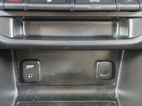 Used 2016 GMC Canyon SLE RWD image 45