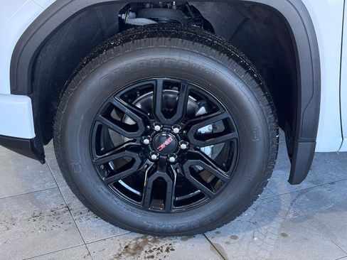 Certified 2024 GMC Sierra 1500 Elevation image 4