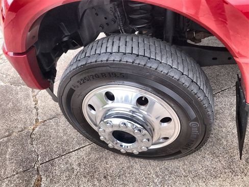 Used 2022 Ford F450 Limited image 10