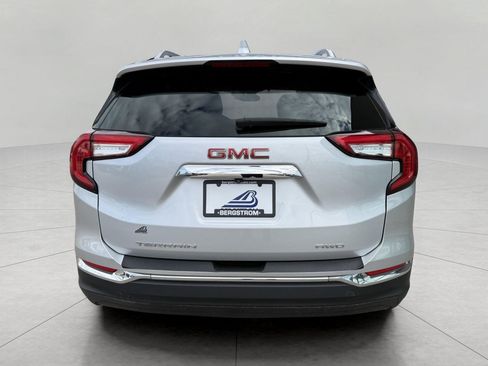 Used 2022 GMC Terrain SLT AWD/4WD image 11