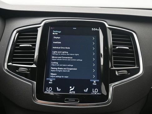 Used 2022 Volvo XC90 T8 Inscription Expression w/ Advanced Package image 16