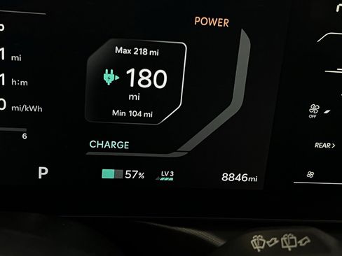 Used 2024 Kia EV9 Wind image 20