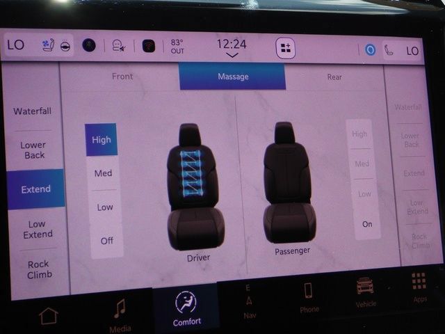 Certified 2023 Jeep Grand Cherokee Overland w/ Luxury Tech Group IV AWD/4WD image 5