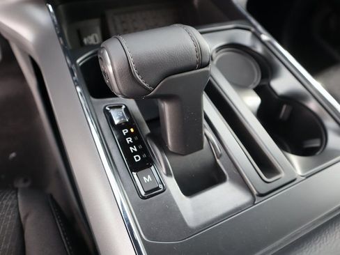 New 2026 Ford F150 XLT w/ Equipment Group 302A MID image 9