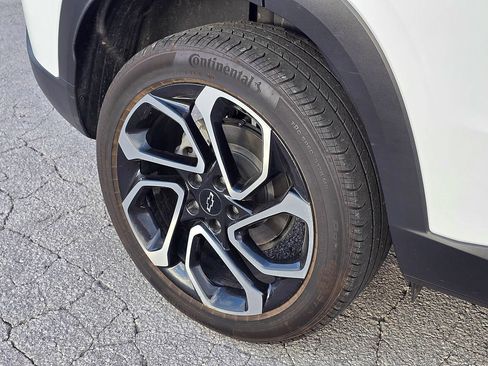 Used 2025 Chevrolet Trax RS w/ Driver Confidence Package FWD image 9