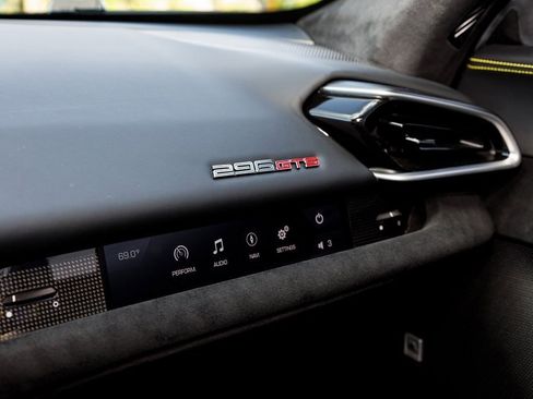 Used 2024 Ferrari 296 GTS image 20