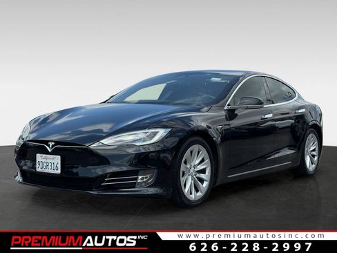 Used 2018 Tesla Model S 75D AWD/4WD image 1