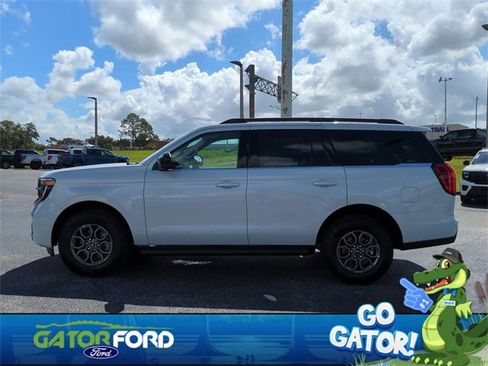 Used 2025 Ford Expedition Active image 8