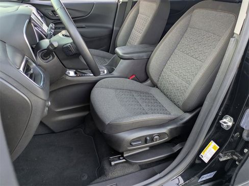 Used 2024 Chevrolet Equinox LT image 14
