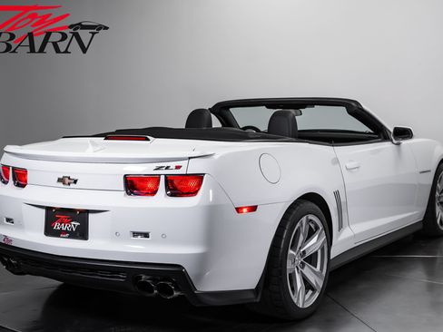 Used 2013 Chevrolet Camaro ZL1 RWD image 5