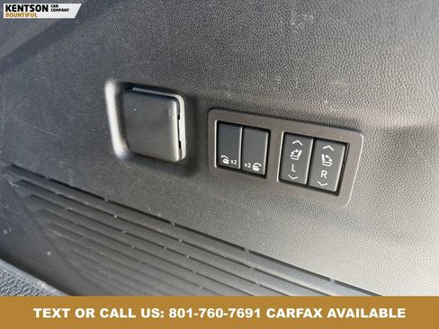 Used 2025 GMC Yukon XL Denali AWD/4WD image 40