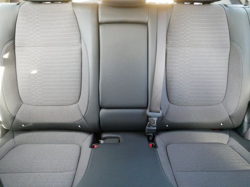 Used 2023 Kia Seltos S AWD/4WD image 13