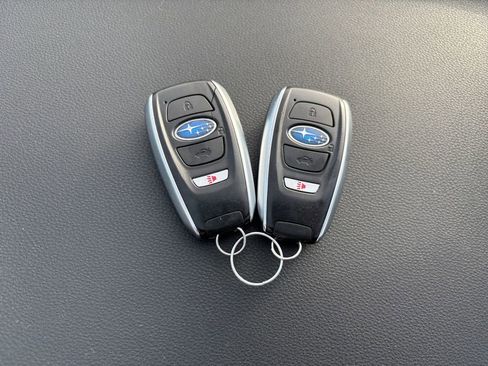 Used 2021 Subaru Crosstrek 2.0i Premium w/ Moonroof Package AWD/4WD image 33