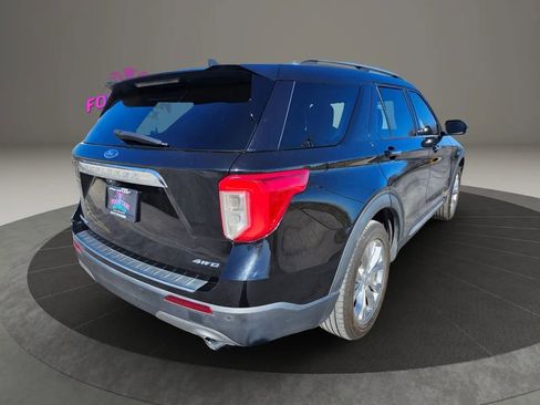 Used 2021 Ford Explorer Limited w/ Equipment Group 301A AWD/4WD image 4
