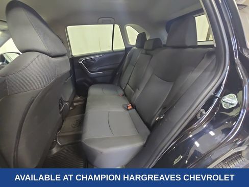 Used 2024 Toyota RAV4 LE AWD/4WD image 33