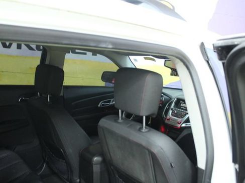Used 2015 GMC Terrain SLE FWD image 10