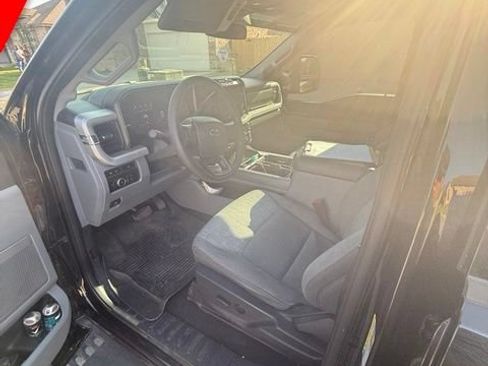 Used 2024 Ford F250 XLT w/ XLT Premium Package AWD/4WD image 3