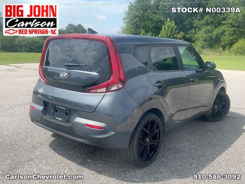 Used 2021 Kia Soul LX FWD image 8