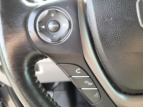 Used 2017 Honda Ridgeline RTL image 14