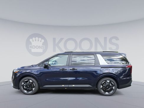 New 2026 Kia Carnival EX FWD image 2