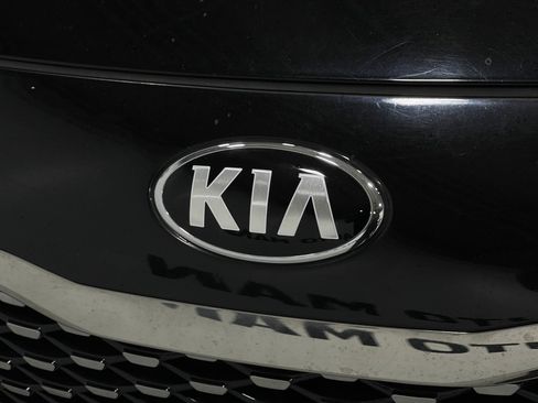 Used 2018 Kia Optima S w/ Panoramic Sunroof Package FWD image 36