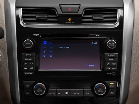 Used 2013 Nissan Altima 2.5 SV w/ 2.5SV Convenience Pkg FWD image 19