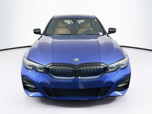Used 2022 BMW 330i Sedan w/ M Sport Package RWD image 2