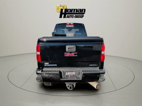 Used 2017 GMC Sierra 3500 Denali w/ Duramax Plus Package image 3