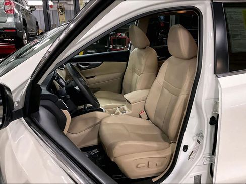 Used 2016 Nissan Rogue SL w/ SL Premium Package AWD/4WD image 8