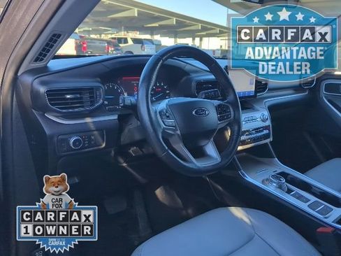 Used 2021 Ford Explorer XLT w/ Equipment Group 202A image 5