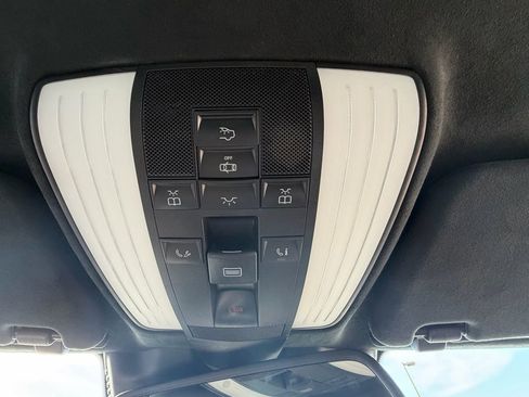 Used 2014 Mercedes-Benz E 63 AMG S-Model image 38