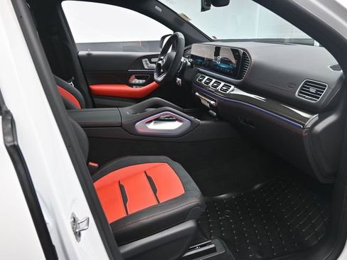 New 2026 Mercedes-Benz GLE 53 AMG 4MATIC Coupe image 30
