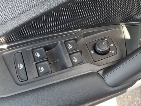 New 2026 Volkswagen Tiguan S AWD/4WD image 11
