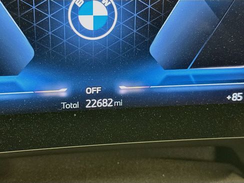 Used 2026 BMW X2 xDrive28i AWD/4WD image 19