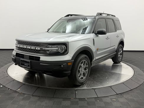 Used 2021 Ford Bronco Sport Badlands w/ Badlands Package AWD/4WD image 3