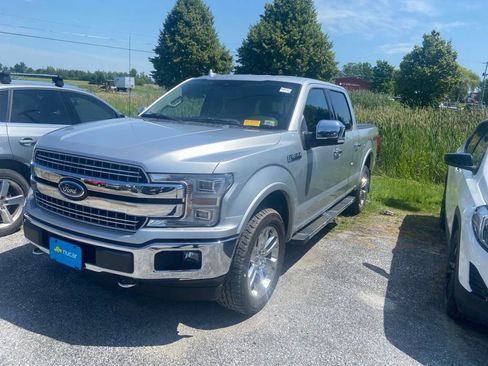 Used 2018 Ford F150 Lariat w/ Equipment Group 502A Luxury AWD/4WD image 3