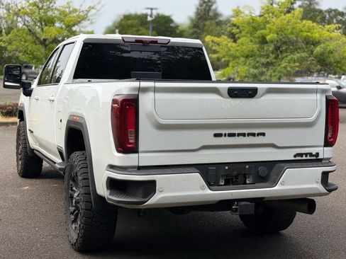 Used 2023 GMC Sierra 2500 AT4 w/ AT4 Premium Plus Package AWD/4WD image 3