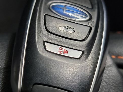 Used 2018 Subaru Crosstrek 2.0i Limited image 32