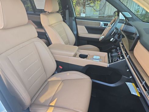 New 2026 Hyundai Santa Fe Calligraphy image 10