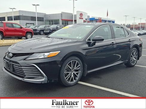 Certified 2024 Toyota Camry XLE image 3