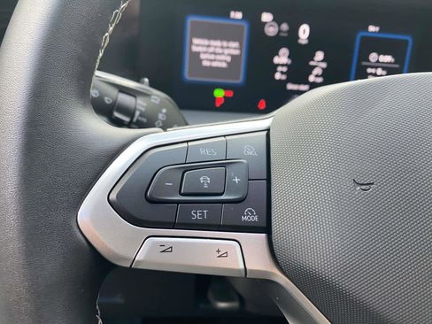 Certified 2025 Volkswagen Tiguan S AWD/4WD image 11