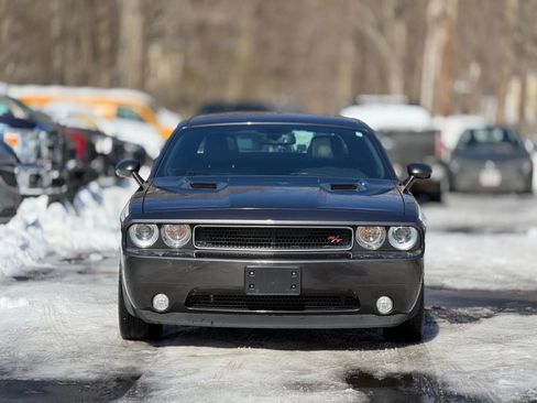 Used 2014 Dodge Challenger R/T image 2