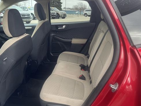Used 2020 Ford Escape SE image 22