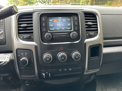 Used 2018 RAM 2500 SLT image 28