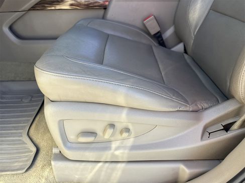 Used 2017 GMC Yukon SLT image 20