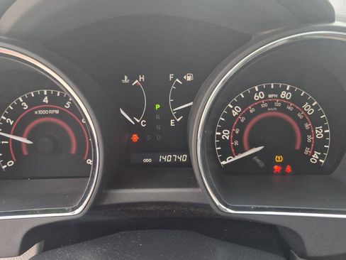 Used 2011 Toyota Highlander SE w/ Tow Pkg AWD/4WD image 16