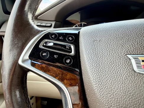 Used 2017 Cadillac Escalade Luxury AWD/4WD image 42