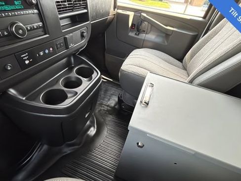 Used 2025 Chevrolet Express 2500 w/ Driver Convenience Package RWD image 14